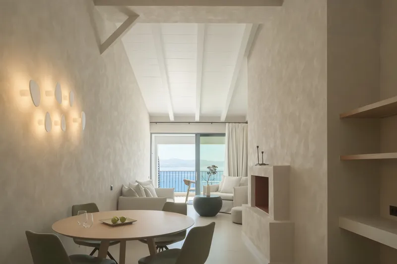 Two Bedrooms Suite Sea View