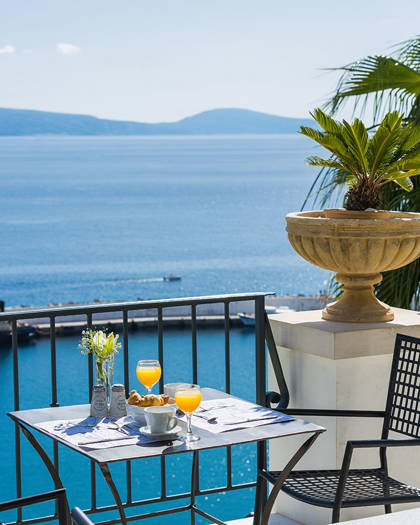 

palazzo-greco-boutique-hotel-Veranda-breakfast.jpg